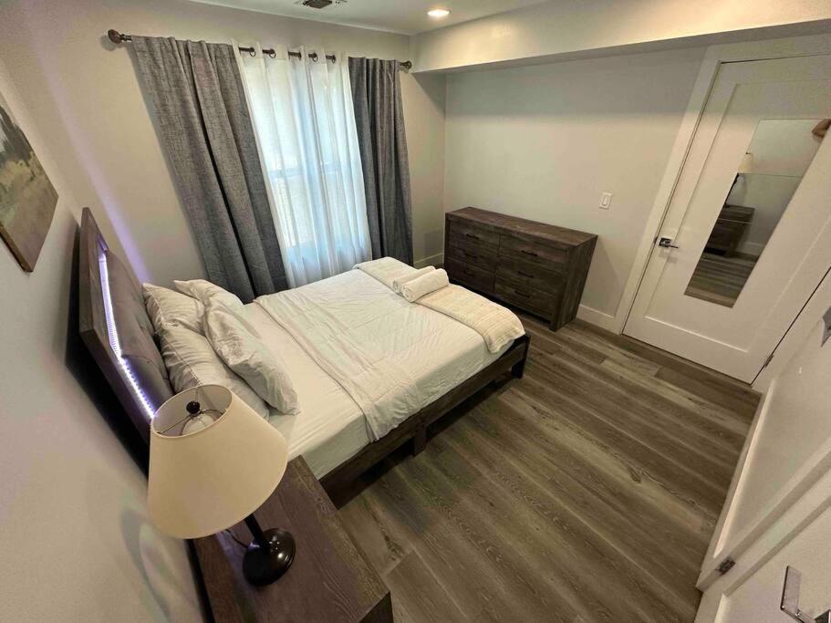 The Chic Suite - 1Br With Luxe Amenities Paterson Εξωτερικό φωτογραφία